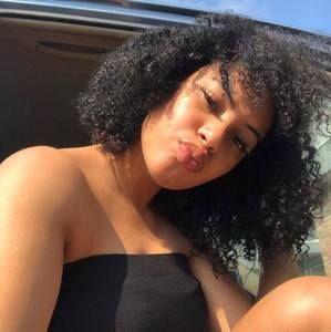 Meet your Posher, Gabrielle